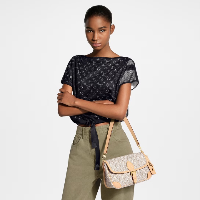 louis vuitton diane shoulder handbag #m29795